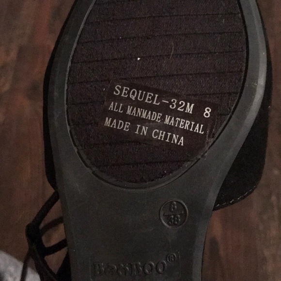 SHOES 👠 - Picture 3 of 3